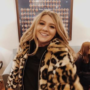 Meet your Posher, Carissa